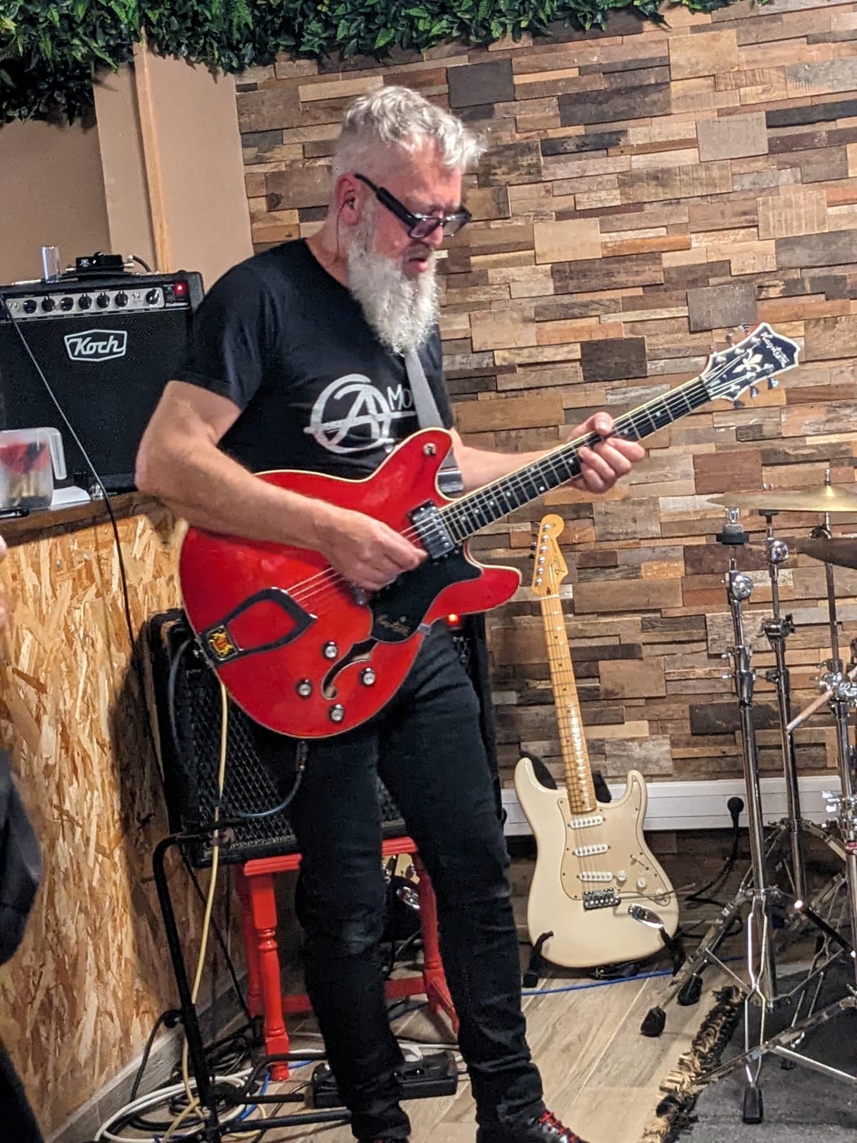 Laurent, le guitariste de Sabazios